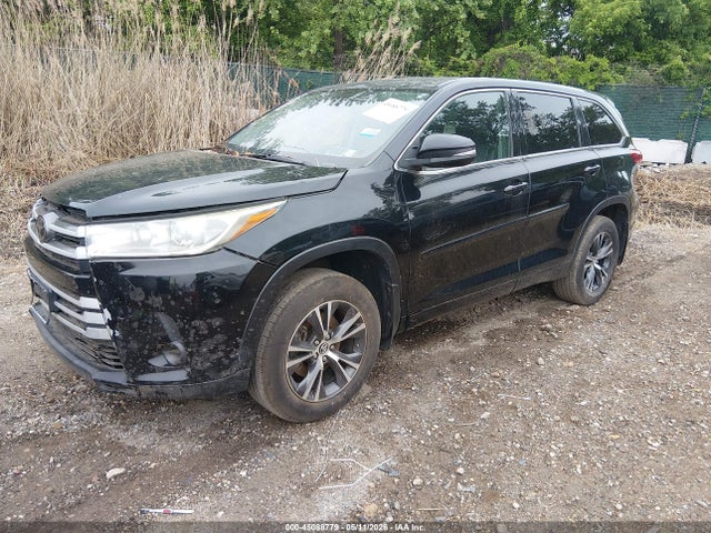 Toyota Highlander Le