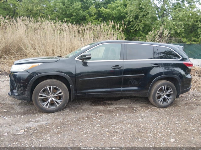 Toyota Highlander Le