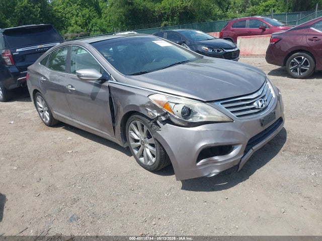 Salvage Hyundai Azera Image