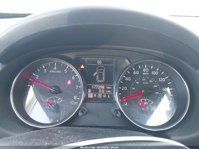 Nissan Rogue S