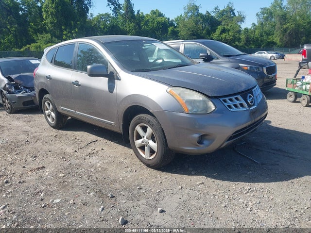 Salvage Nissan Rogue Image