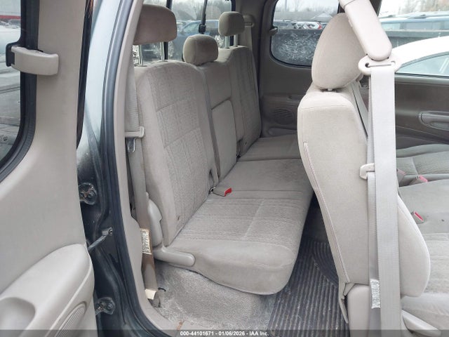 Toyota Tundra Sr5 V8