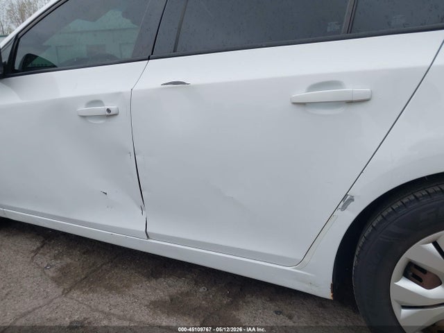 Chevrolet Cruze Ls Auto