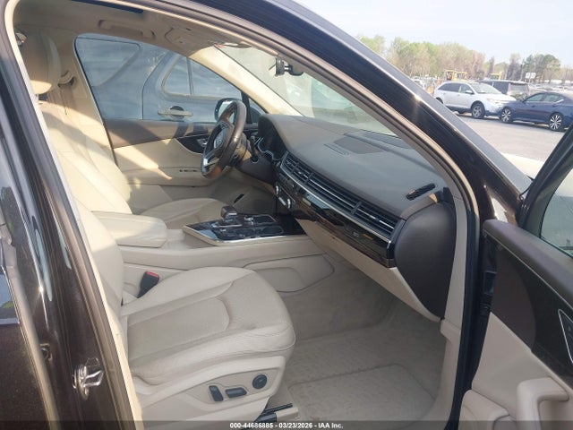 Audi Q7 3.0t Premium