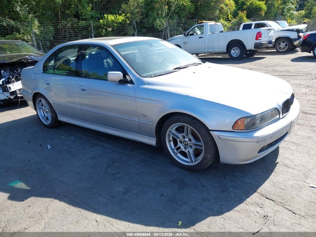 Salvage BMW 5 Series Image