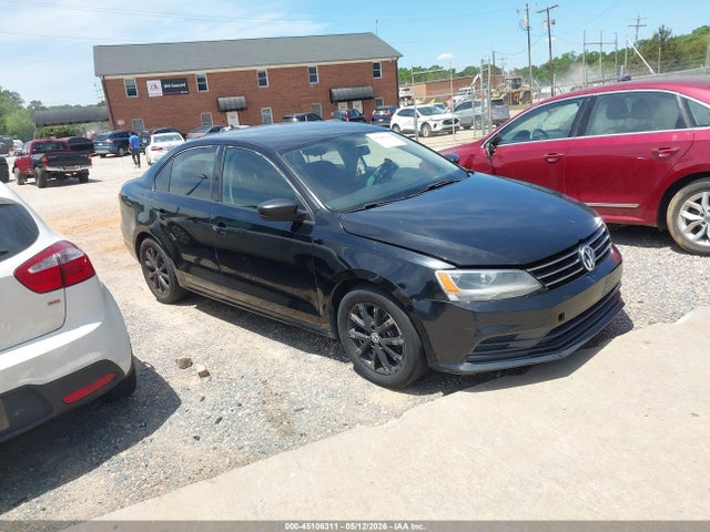Salvage Volkswagen Jetta Image
