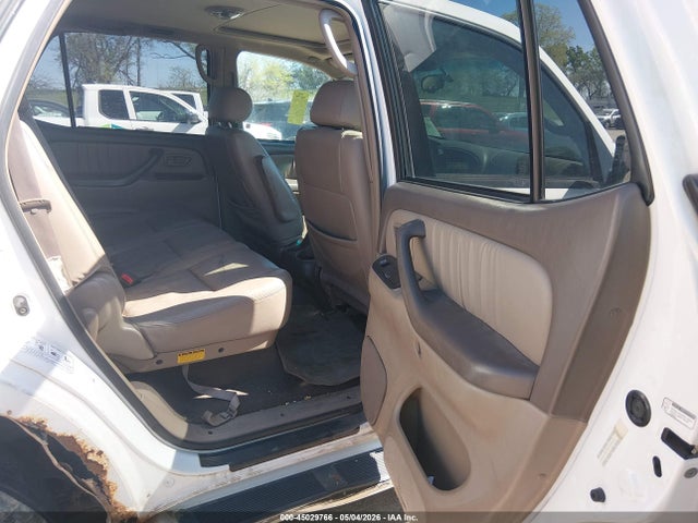 Toyota Sequoia Limited V8