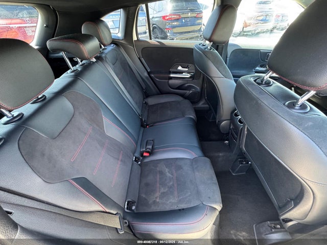Mercedes-Benz GLA 4matic