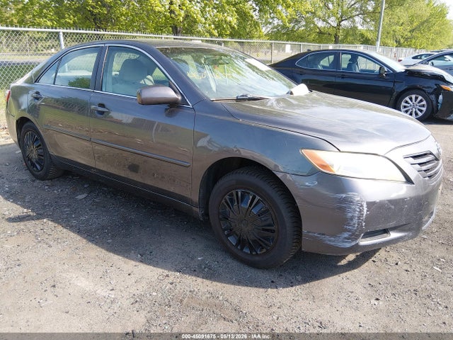 Salvage Toyota Camry Image