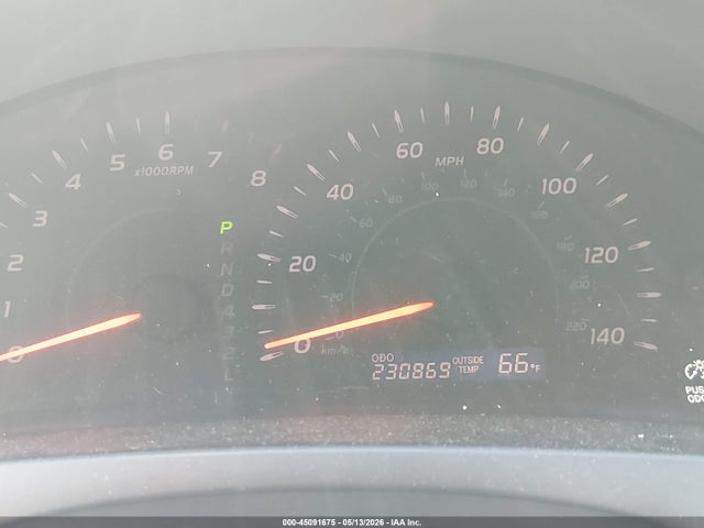 Toyota Camry Le