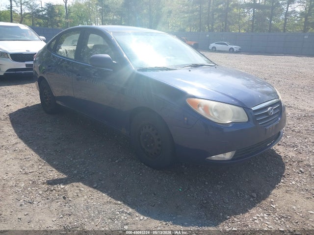 Salvage Hyundai ELANTRA Image