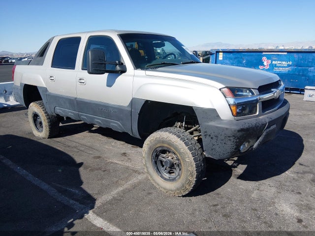 Salvage Chevrolet Avalanche 1500 Image