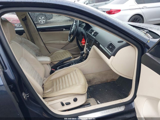 Volkswagen Passat 1.8t Sel Premium