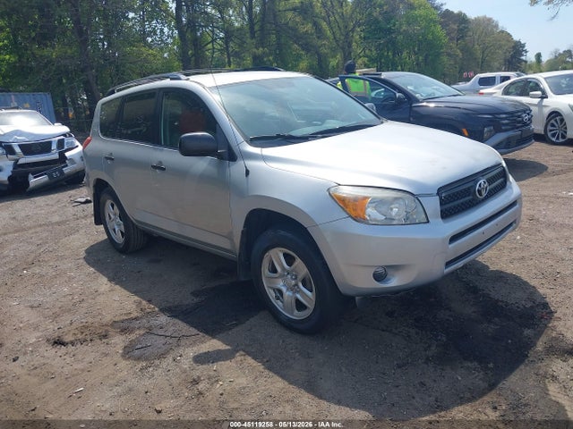 Salvage Toyota RAV4 Image