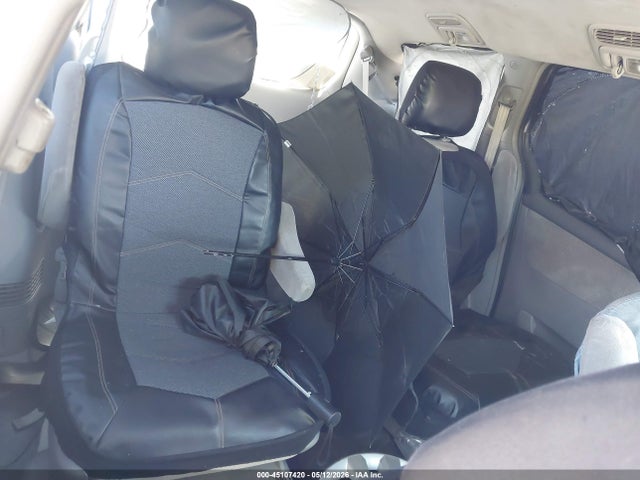 Toyota Sienna Le