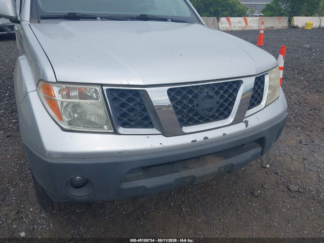 Nissan Frontier Le