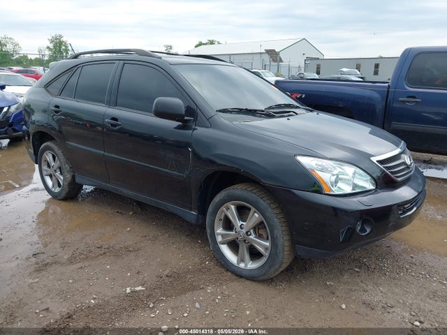 Salvage Lexus RX Image