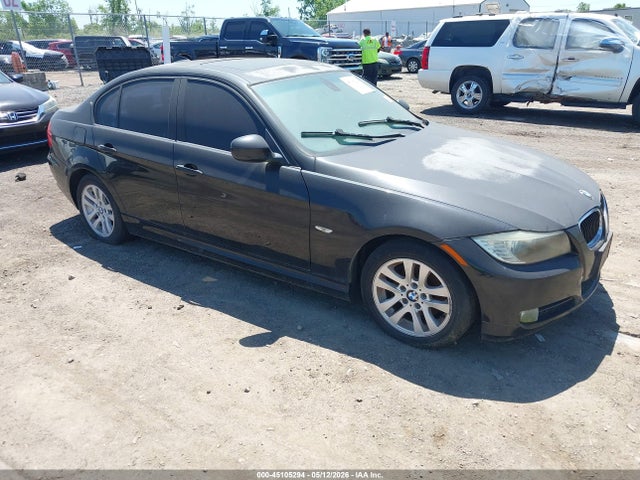 Salvage BMW 3 Series Image