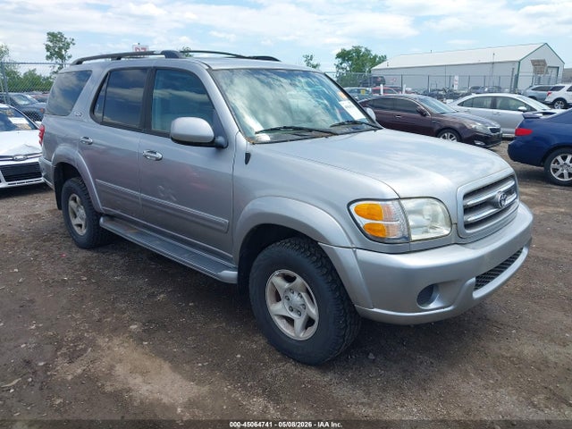 Salvage Toyota Sequoia Image