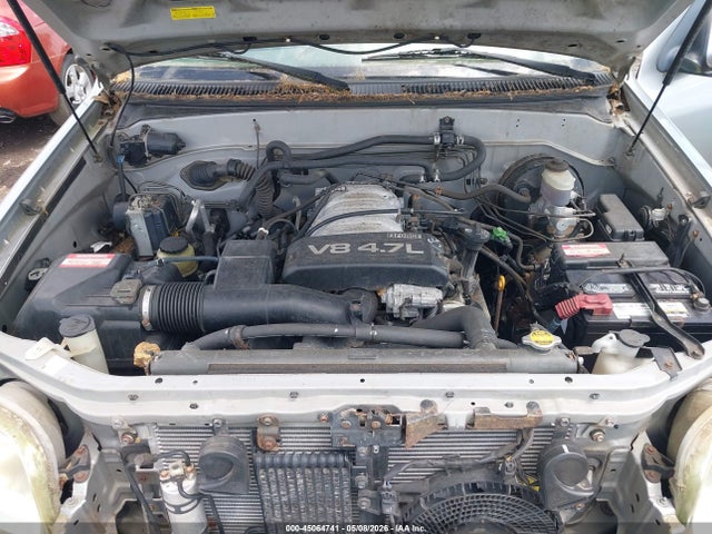 Toyota Sequoia Sr5 V8