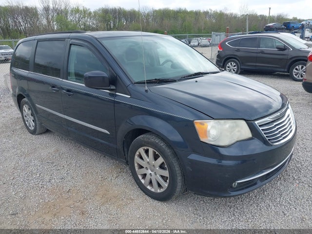 Salvage Chrysler Town & Country Image