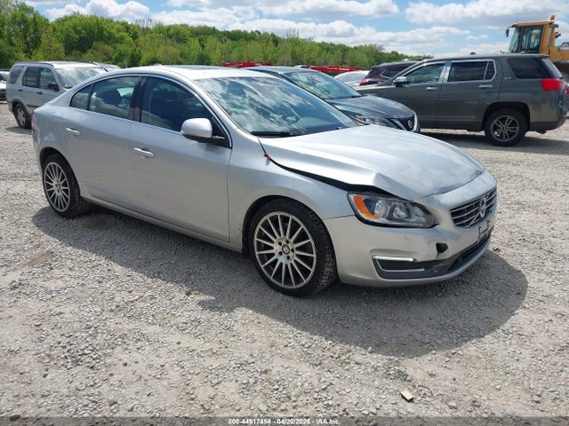 Salvage Volvo S60 Inscription Image