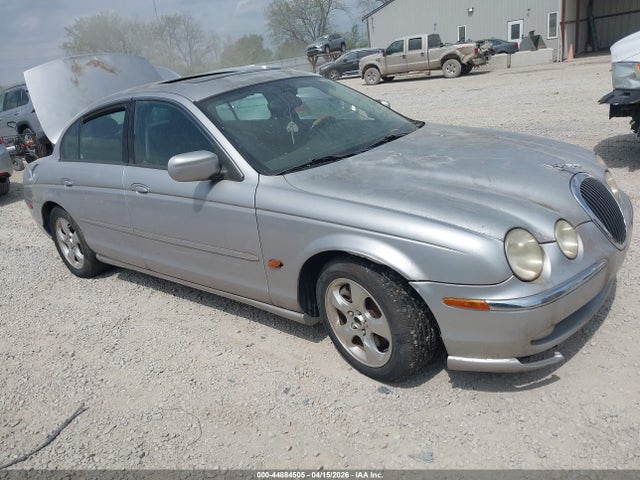 Salvage Jaguar S-Type Image