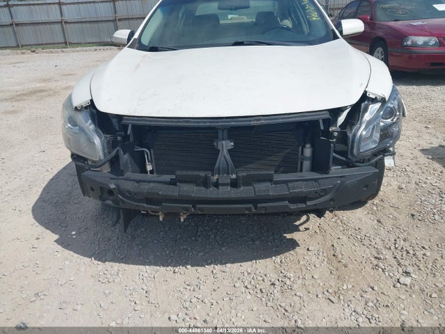Nissan Maxima