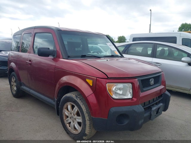 Salvage Honda Element Image