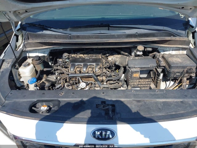 Kia Sedona Lx
