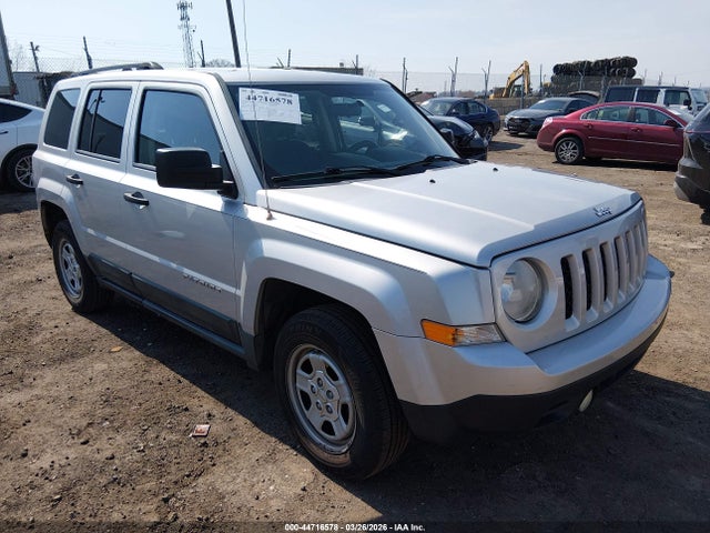 Salvage Jeep Patriot Image