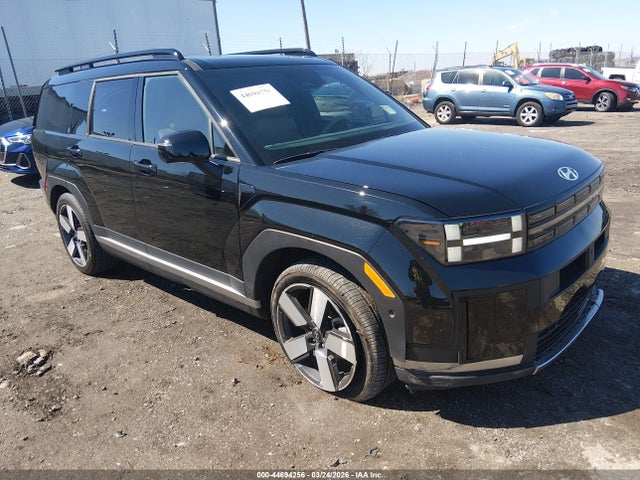 Salvage Hyundai SANTA FE Image