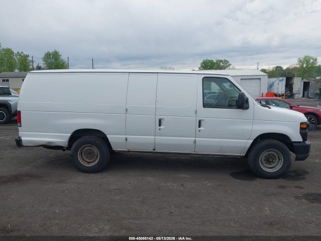 Ford E-250 Commercial