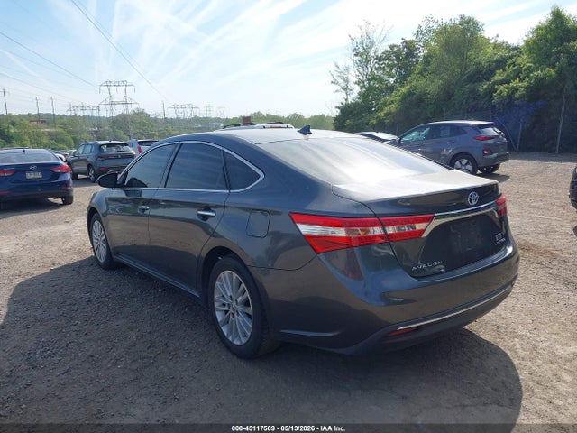Toyota Avalon Hybrid Limited