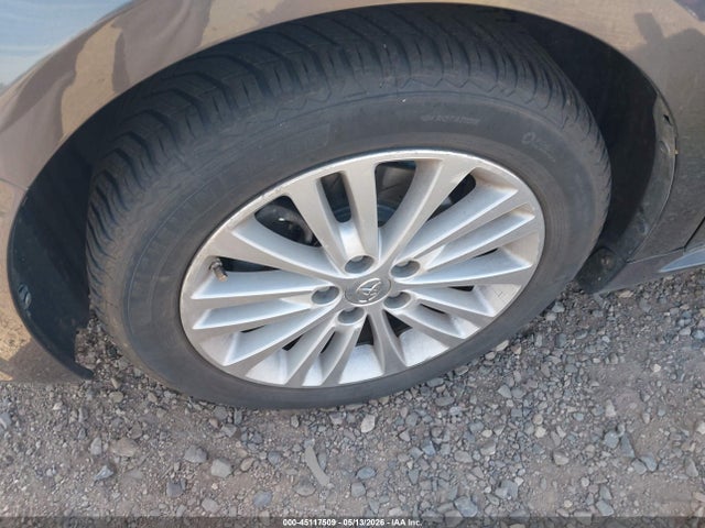Toyota Avalon Hybrid Limited