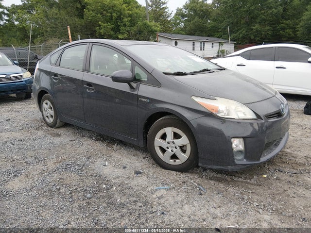 Salvage Toyota Prius Image