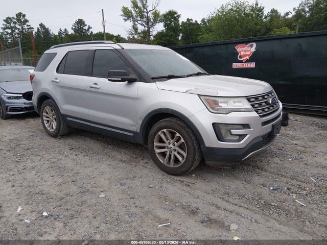 Salvage Ford Explorer Image