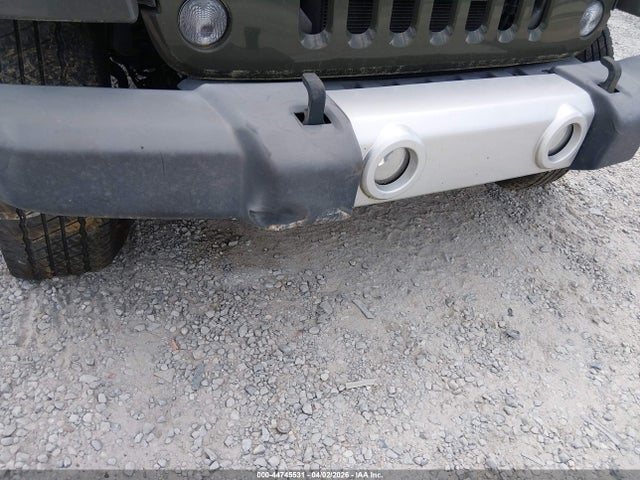 Jeep Wrangler Sahara
