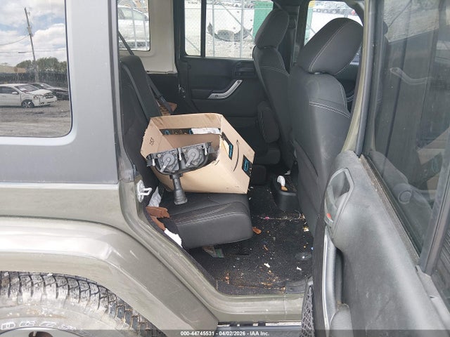 Jeep Wrangler Sahara