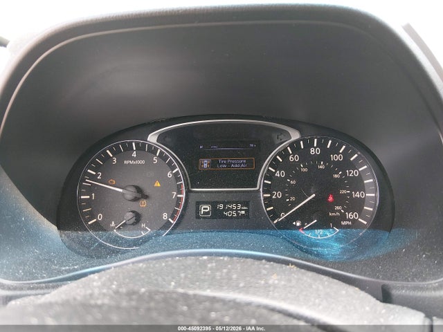 Nissan Pathfinder Sv