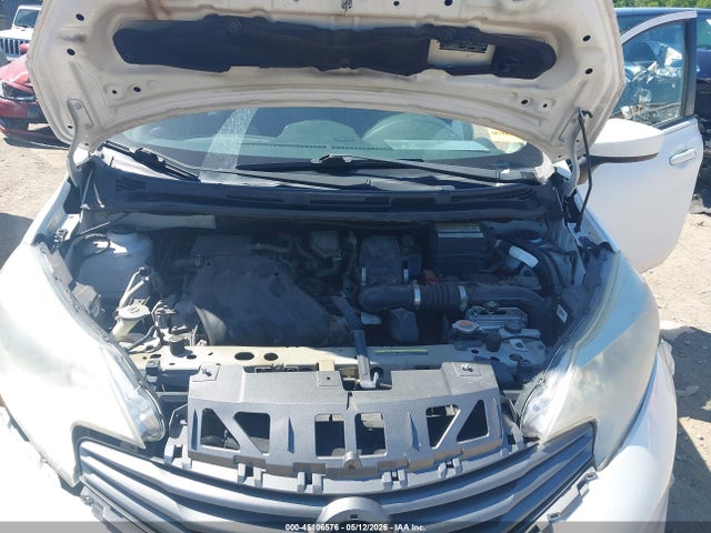 Nissan Versa S Plus