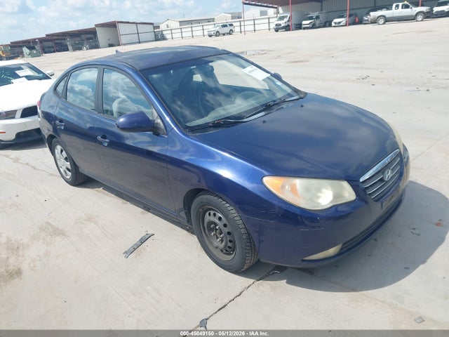 Salvage Hyundai ELANTRA Image