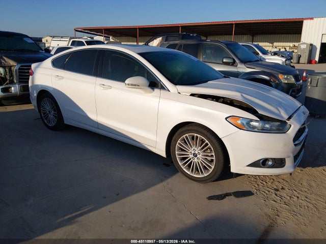 Salvage Ford Fusion Image