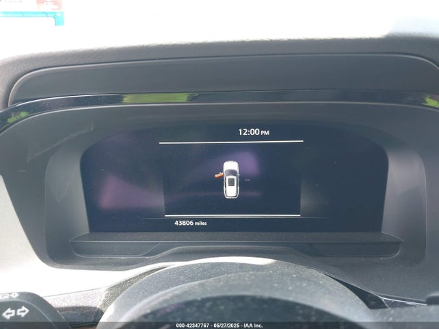 Nissan Pathfinder Platinum Fwd