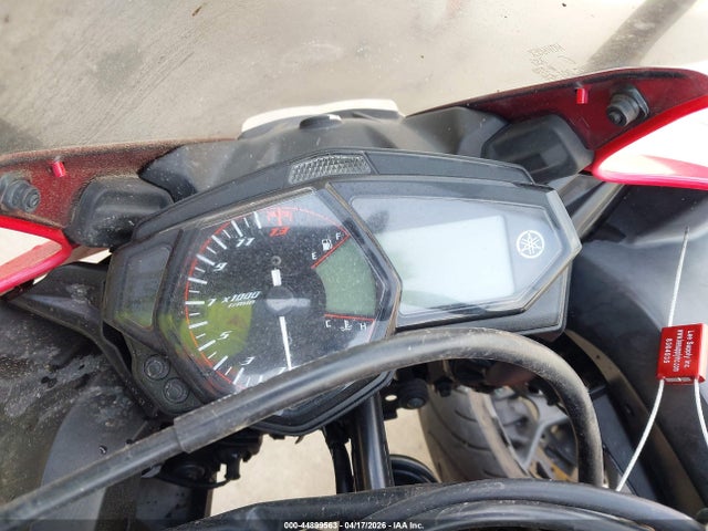 Yamaha Yzfr3