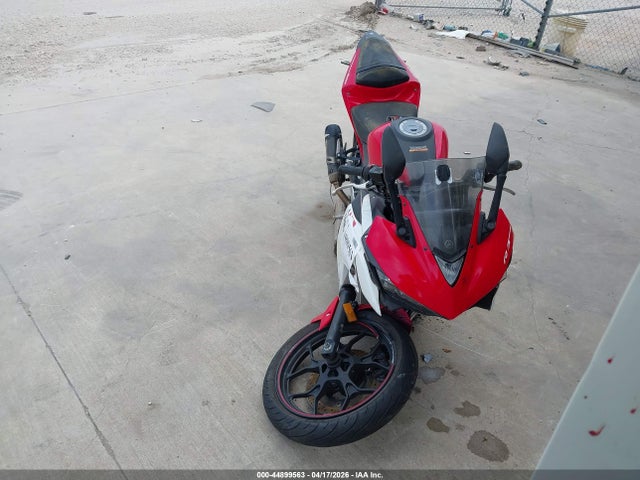 Yamaha Yzfr3