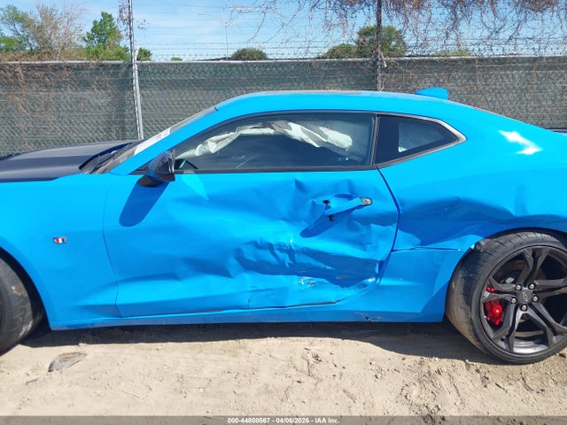Chevrolet Camaro Rwd  2ss
