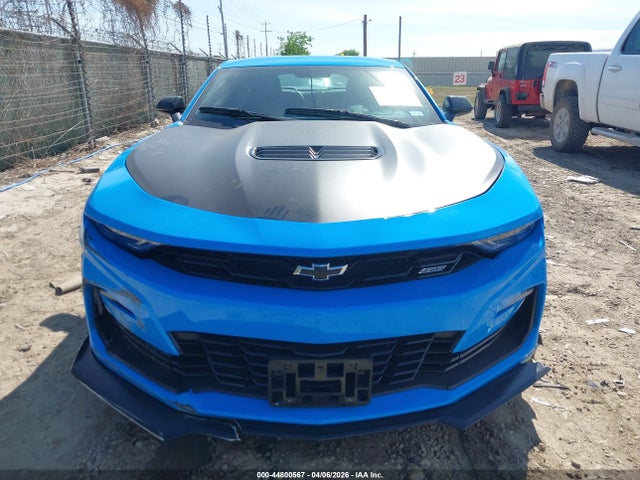 Chevrolet Camaro Rwd  2ss