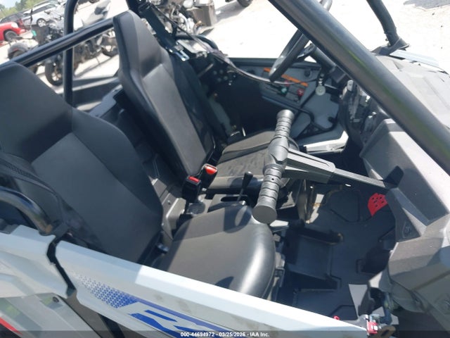 Polaris RZR
