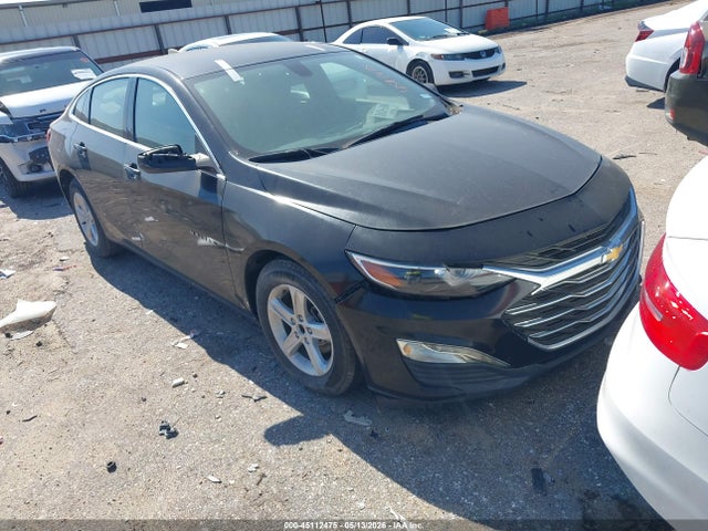 Salvage Chevrolet Malibu Image